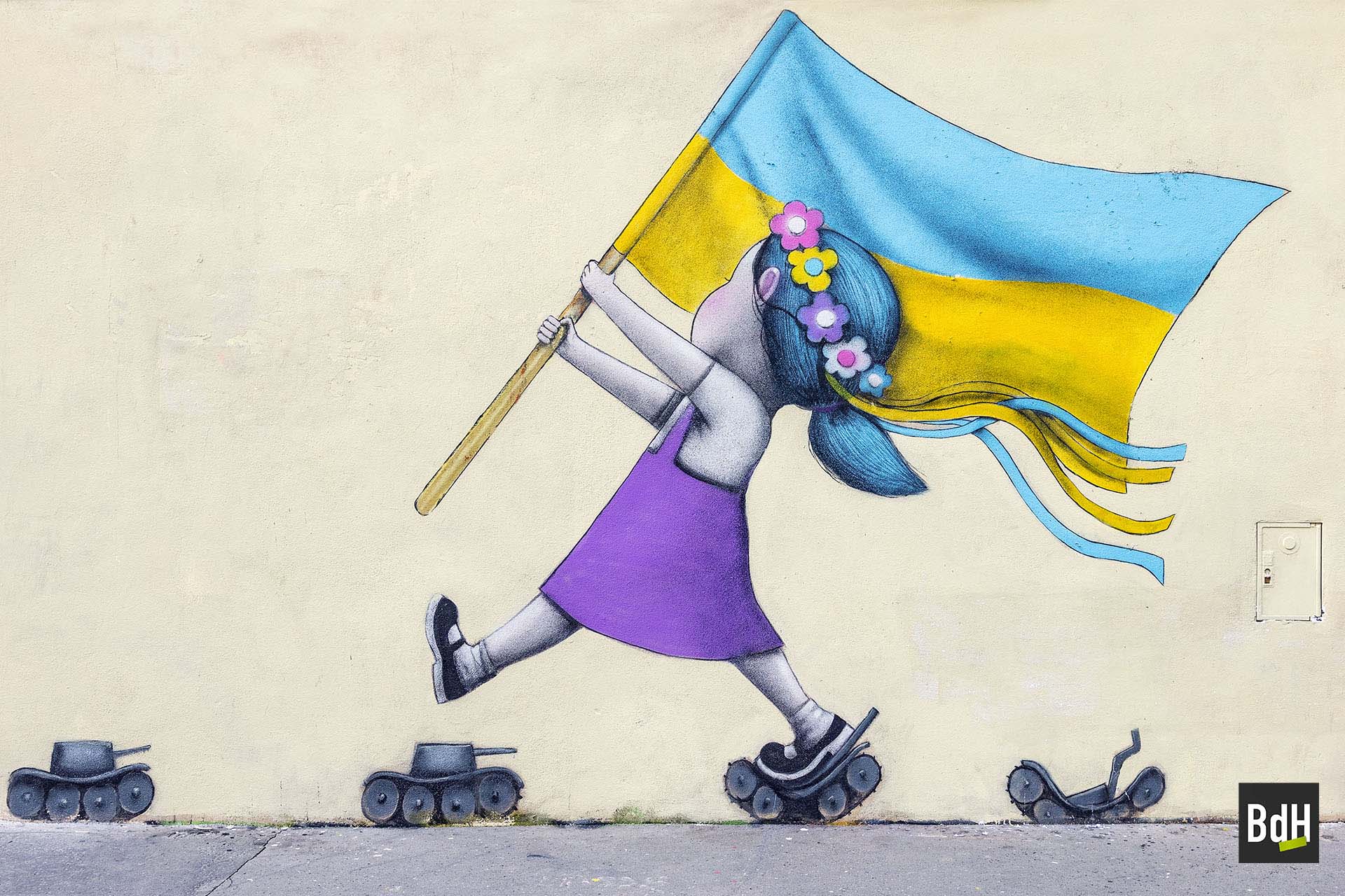 Fresque du street artiste Seth Globepainter - Julien Malland symbolisant le courage des Ukrainiens face à l'invasion russe. Paris Mars 2022, France